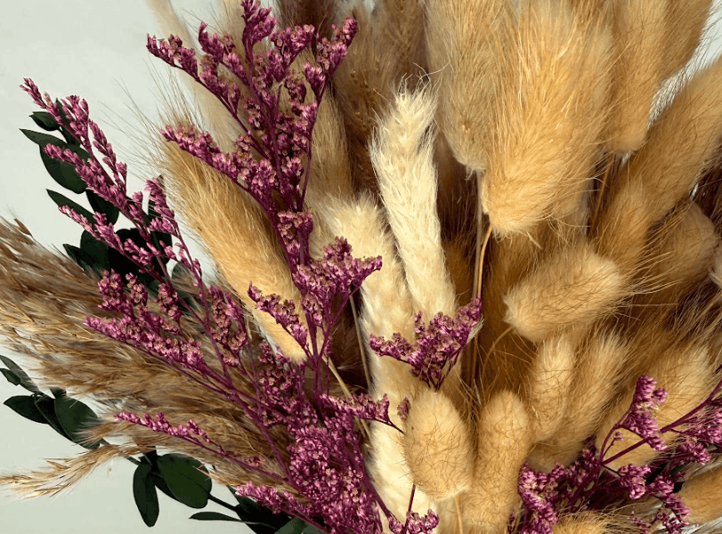 Bohodriedflowerhomedecorpampasgrasspinkstemsgreeneucalyptusdouceurdesplumes3