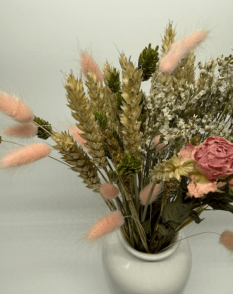 Mother's Day Dried Flower Ideas She'll Actually Love 1 Db Mm20 Pe_dried_flower_bouquet_rose_wheat_grasses_perfect_for_mums_mother_s_day_flowers_dried_flower_arrangement_3