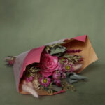 Dried_flower_bouquet_pink_roses_bunny_tails_leaves_rb30