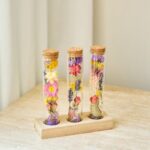 Dried_flower_wooden_arrangement