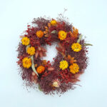 Red_orange_tones_small_dried_flower_wreath_