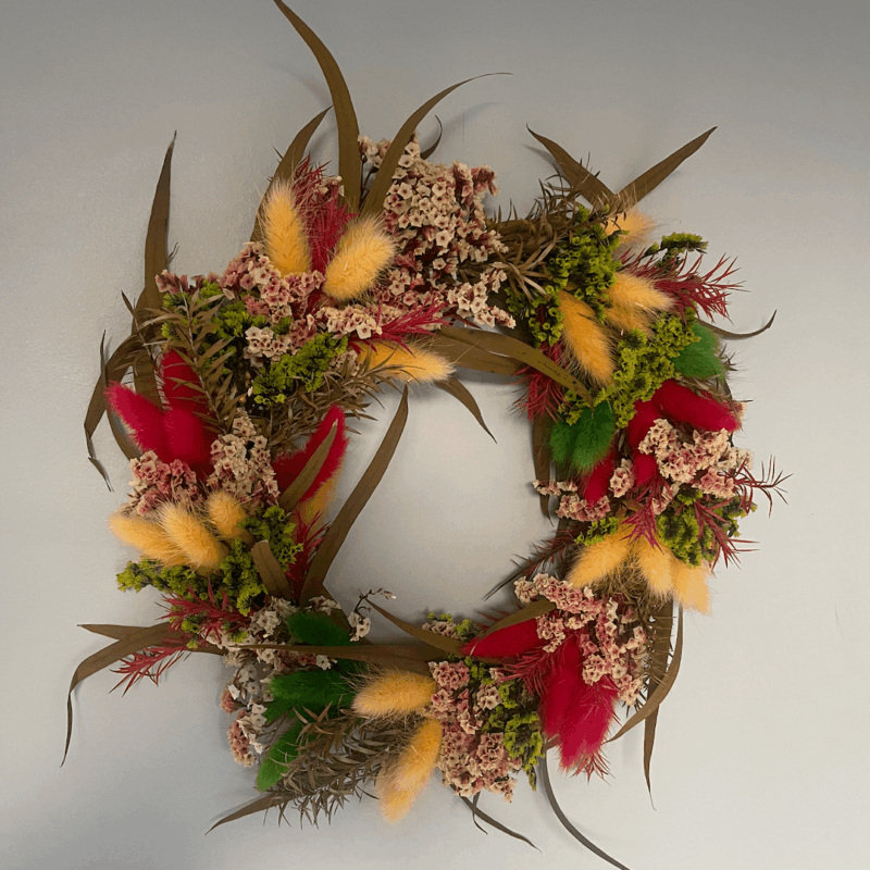 Red_yellow_green_dried_flower_wreath_