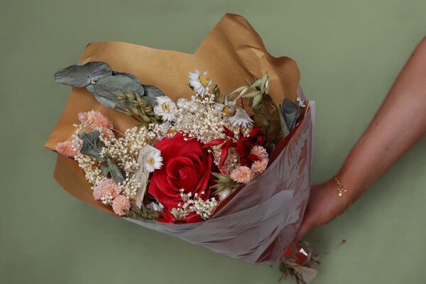 Romantic_red_rose_dried_flower_bouquet_valentines_day_rb30